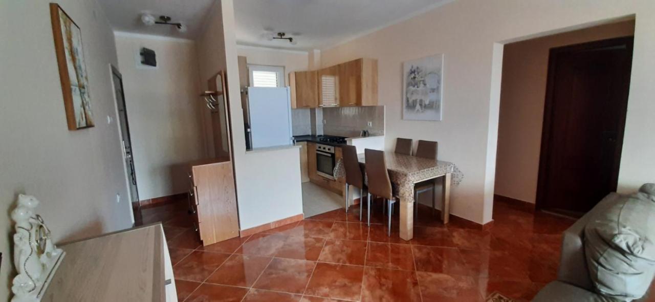Apartmants Alexander Apartment Kotor Bagian luar foto
