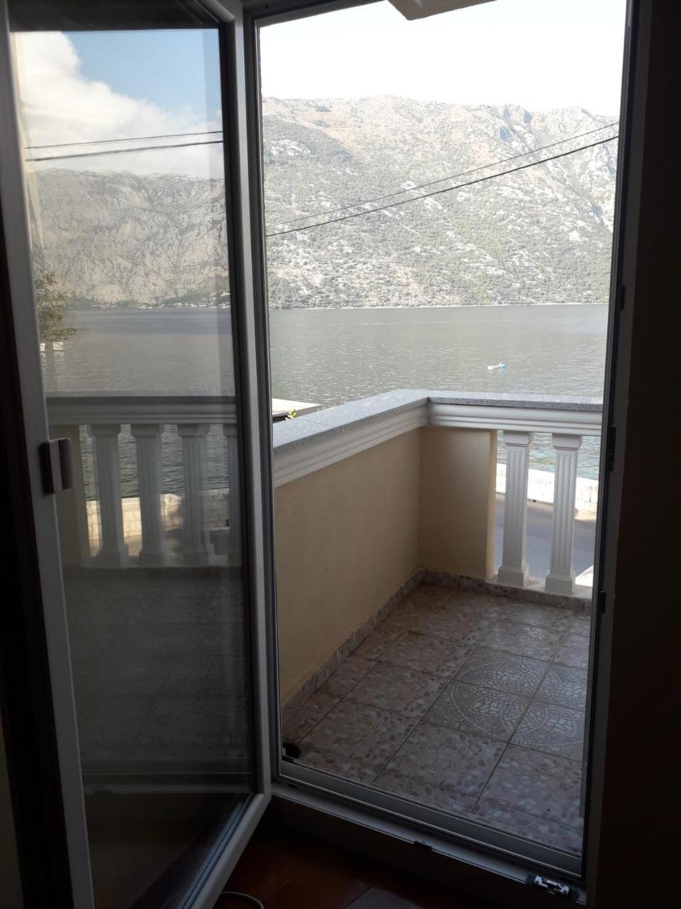 Apartmants Alexander Apartment Kotor Bagian luar foto