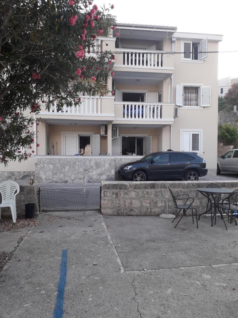 Apartmants Alexander Apartment Kotor Bagian luar foto